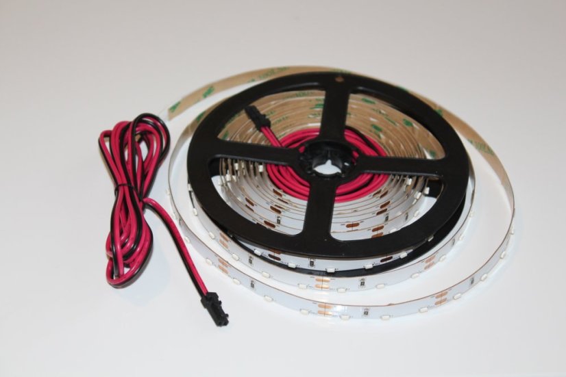 LED pásek 335 SB 60led/m 8W/m 12V Svítící do strany