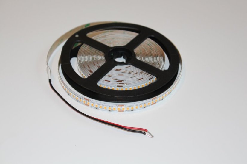 LED pásek 2835 TB 224led/m 20W/m 24V Vysoce efektivní