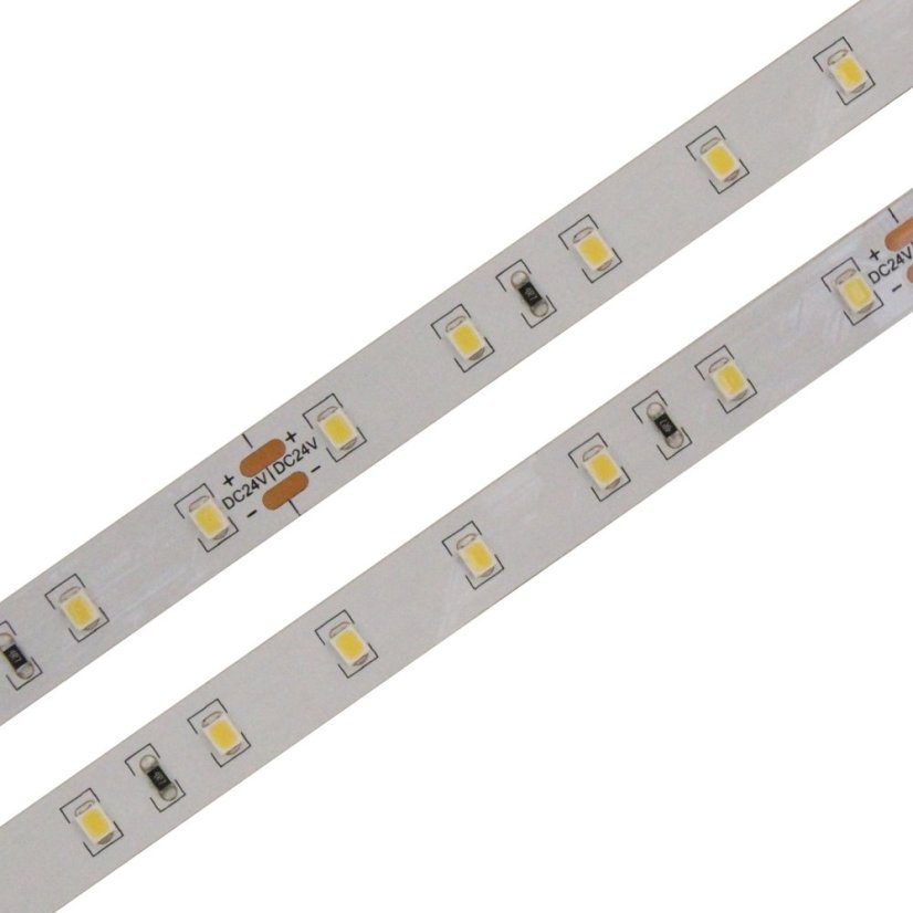 LED pásek 2835 studená bílá 64led/m 6,4W/m 24V Vysoce efektivní