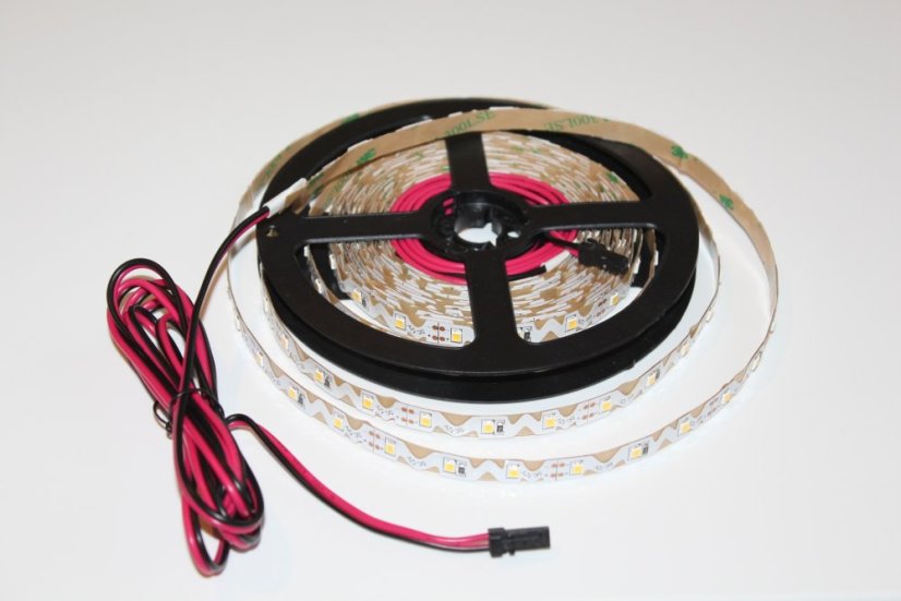 LED pásek 2835 NB 60led/m 8W/m 12V Ohýbatelný